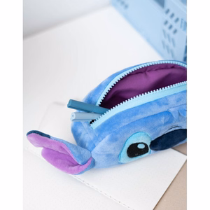 Disney Stitch plüüsist pinal