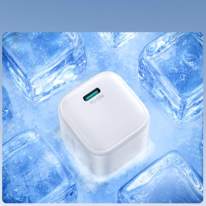 Joyroom JR-TCG08 GaN 20W Power Delivery Wall Charger - White