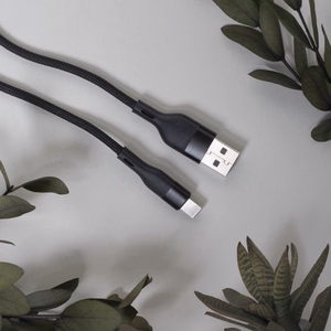 Maxlife MXUC-07 кабель USB - Lightning 1,0 m 2,4A черный нейлон