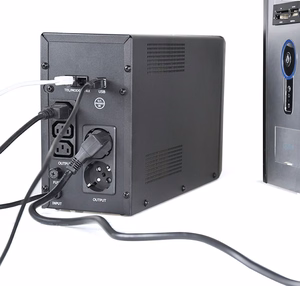 Gembird EG-UPS-035 katkematu toiteallikas (UPS) Line-Interactive 2 kVA 1200 W 5 AC pistikupesa