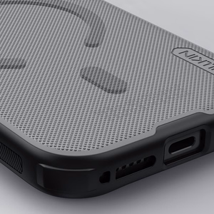 Nillkin Super Frosted Shield Pro MagSafe Compatible Ümbris jaoks iPhone 17 Pro - Läbipaistev Must