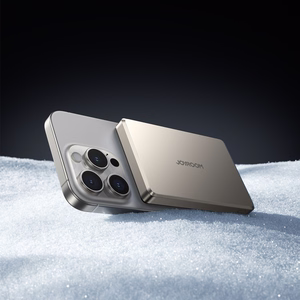 Joyroom JR-PBM08 Pro 22,5 W 10000 mAh akupank juhtmevaba laadimise ja 2 x USB-C-pordiga – titaan