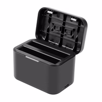 Charging ümbris jaoks batteries and memory cards PULUZ jaoks Insta360 X4 (must)