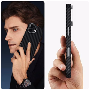 Tech-Protect Ion Carbon MagSafe ümbris jaoks iPhone 17 - must and hõbedane