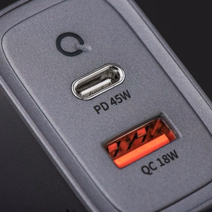Phone laadija Forcell F-Energy GaN USB C + USB A QC4.0 PD 4A 45W VT-39 hall