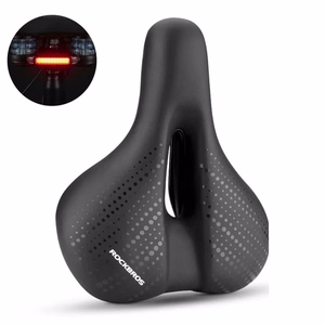 Rockbros 38218916002 MTB jalgrattasadul koos valgustiga – must