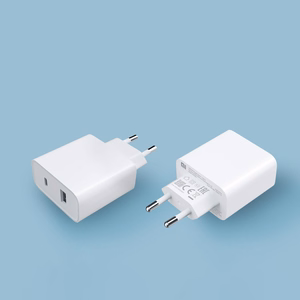 Xiaomi Travel Laadija Combo fast Laadija USB-A / USB-C 33W PD valge (BHR4996GL)