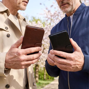 Smart Luxe nahast ümbris Samsung Galaxy S25 pruun