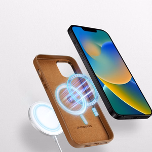 Dux Ducis Grit nahast ümbris iPhone 14 Plus'ile Elegantne kunstnahast ümbris (MagSafe ühilduv) Pruun