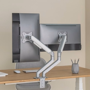 Kahe 17”-32” monitori vedrustusega käetugi