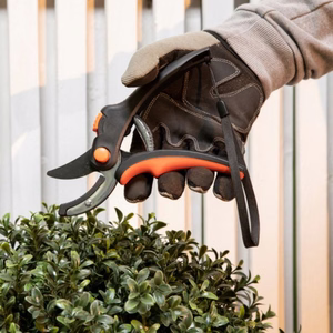 BLACK+DECKER vaheliti teradega oksakäärid, 20,3 cm
