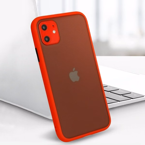 Vennus Color Button Bumper > Iphone 11 Pro Punane