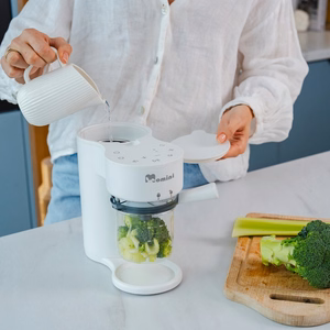 Momini YummyMaker 5-ühes imikutoidu aurutav blender isesteriliseerimisfunktsiooniga