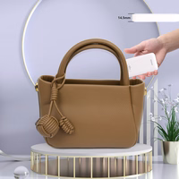 Dudao A65Q 65W GaN Travel Wall Laadija USB-A / USB-C PD Ultra-Thin EU / US - valge