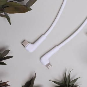 Maxlife MXUC-09 угловой кабель USB-C - Lightning 1,0 m 27W белый