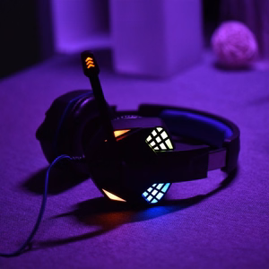 ART wire headphones gaming Jack 3,5 mm / USB A with microphone G11 must