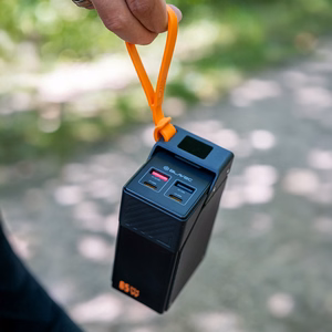 Blavec BJ-50 Tytan akupank, 30 000 mAh, 65 W, 2× USB-C + 2× USB-A (PBBJ50B), must