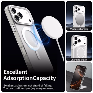 Valge magnetiline PC-, PET- ja TPU-hübriidümbris iPhone 18 Pro Max / 17 Pro Max jaoks