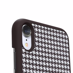 Nordic Elements Saeson Idun Pattern 2 ümbris seadmele iPhone XR, tumepruun