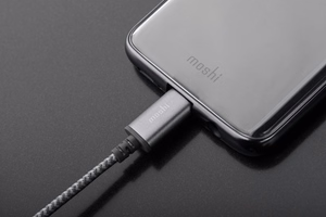 Moshi Vitros ümbris seadmele Samsung Galaxy S9, titaanhall