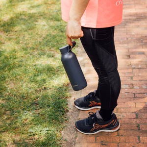 Quokka Solid With Strap roostevabast terasest termospudel, 510 ml, Slate