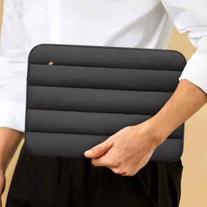 Tech-Protett Fluffy Laptop Kott 15-16 - must
