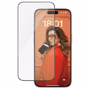 PanzerGlass Ultra-Wide Fit karastatud klaas with positioner jaoks iPhone 15 Pro