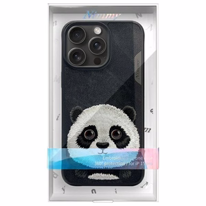 Nimmy Big Eyed Pet 2.0 Panda ümbris jaoks iPhone 15 Pro - must