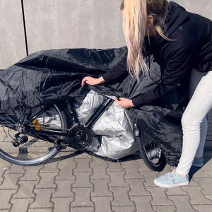 Must veekindel L-suuruses kate grillile, jalgrattale ja tõukerattale