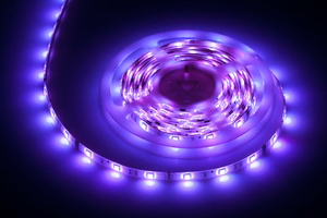 Lighting kit with 150-LED 5050 SMD strip, power supply and colour controller