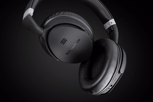 Kruger&Matz F7A Lite juhtmeta kõrvapealsed kõrvaklapid ANC-ga
