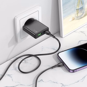 Зарядное устройство для телефона Hoco Slim USB A + USB C QC3.0 PD 3A 20W + кабель USB C to Lightning N38 чёрное
