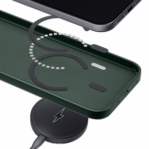 Чехол 3mk Smoke MagCase для iPhone 17 Pro — зелёный полупрозрачный