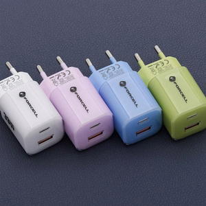 Phone laadija Forcell F-Energy GaN III Crystal Color USB C + USB A QC4.0 PD 33W + silikoon kaabel USB C to USB C VT-41 valge 0INT