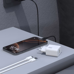 Dudao A27STEU 25W GaN USB-A seinalaadija USB-A - USB-C kaabliga - valge