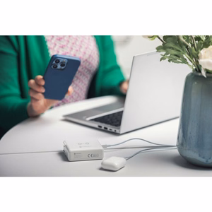 Multifunction laadija Forcell F-Energy 4in1 2 x USB A + USB C 15W + akupank 8000mAh + juhtmevaba charging valge