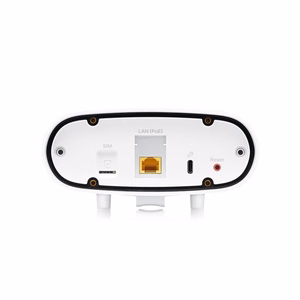 Zyxel Nebula FWA70 wireless router 2.5 Gigabit Ethernet 5G