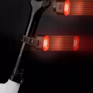 Rockbros Q2S LED tagumine jalgrattatuli Smart Stop System süsteemiga + USB-C - USB-A kaabel - must