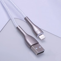 Forever Sleek kaabel USB - Lightning 1,0 m 2.4A valge