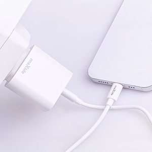 Maxlife MXTC-06-20C PD QC laadija 1x USB-C 20W valge + USB-C - Lightning kaabel 20W