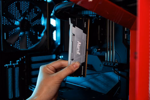 Kingston Technology FURY 16GB 3200MT/s DDR4 CL16 DIMM (2 tk komplekt) Renegade RGB