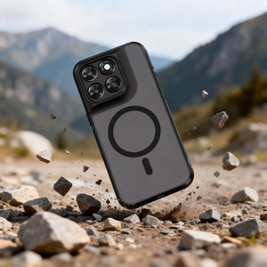 Tech-Protect Magmat MagSafe ümbris Motorola Moto G67 / G77 jaoks - matt must
