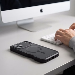 Tech-Protect Defense MagSafe ümbris mudelile iPhone 17 Pro Max / 18 Pro Max – mattmust