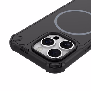 Чехол Defender 2in1 Mag для iPhone 16 Pro 6,3" чёрный