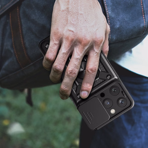 iPhone 15 Pro Max Hybrid Armor Camshield Чехол с подставкой и защитой камеры - розовый