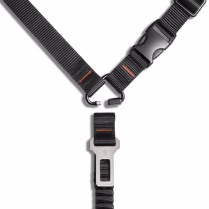 SPIGEN PS100 UNIVERSAL CAR SEAT BELT HOLDER FOR PETS must