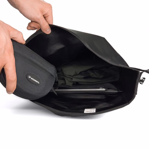 Veekindel jalgratta pakiraamikott Wozinsky WBB24BK, 25 l, must