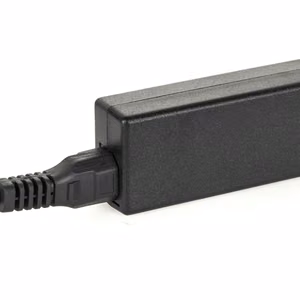 Quer HP Compaqi sülearvuti toiteadapter koos toitekaabliga, 65 W, 18,5 V, 3,5 A, 4,8 × 1,7 mm