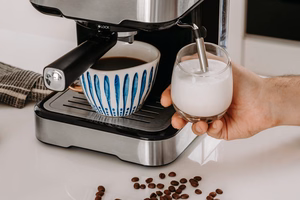 TEESA AROMA 450 espressomasin