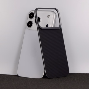 Liavec Carbon Layer Magsafe Aramid Fiber чехол для Iphone 17 Pro черный